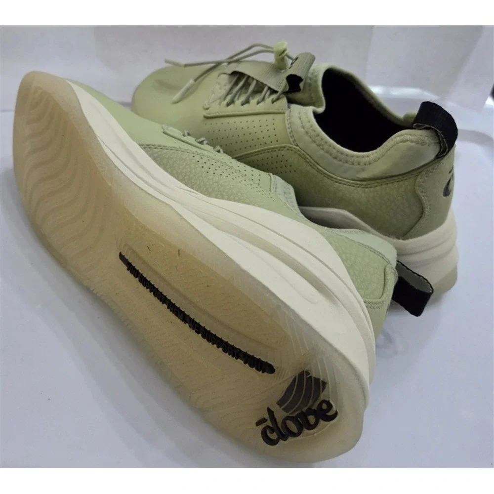 NWOT Clove 8 Classic Nursing Tennis Slip Resistant Shoes Moss Green 127482 - Picture 5 of 7